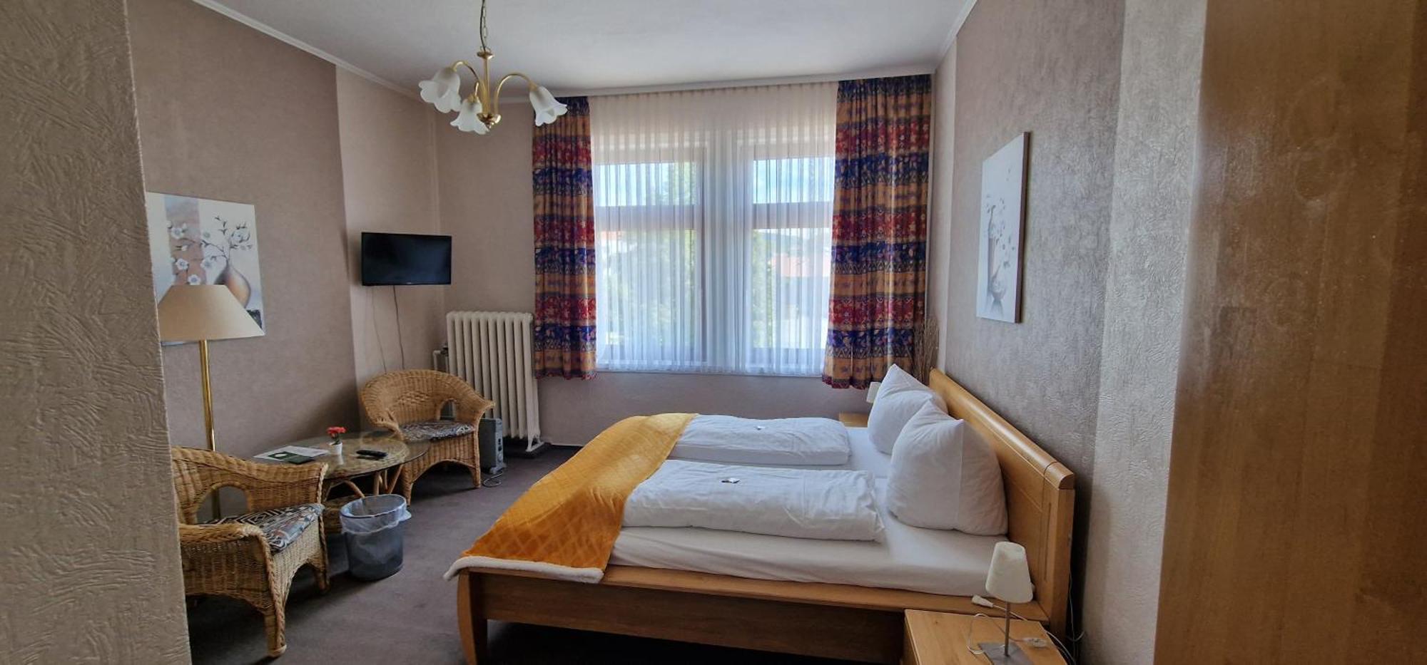 Hotel-Restaurant Wilhelmsbad Seesen Δωμάτιο φωτογραφία